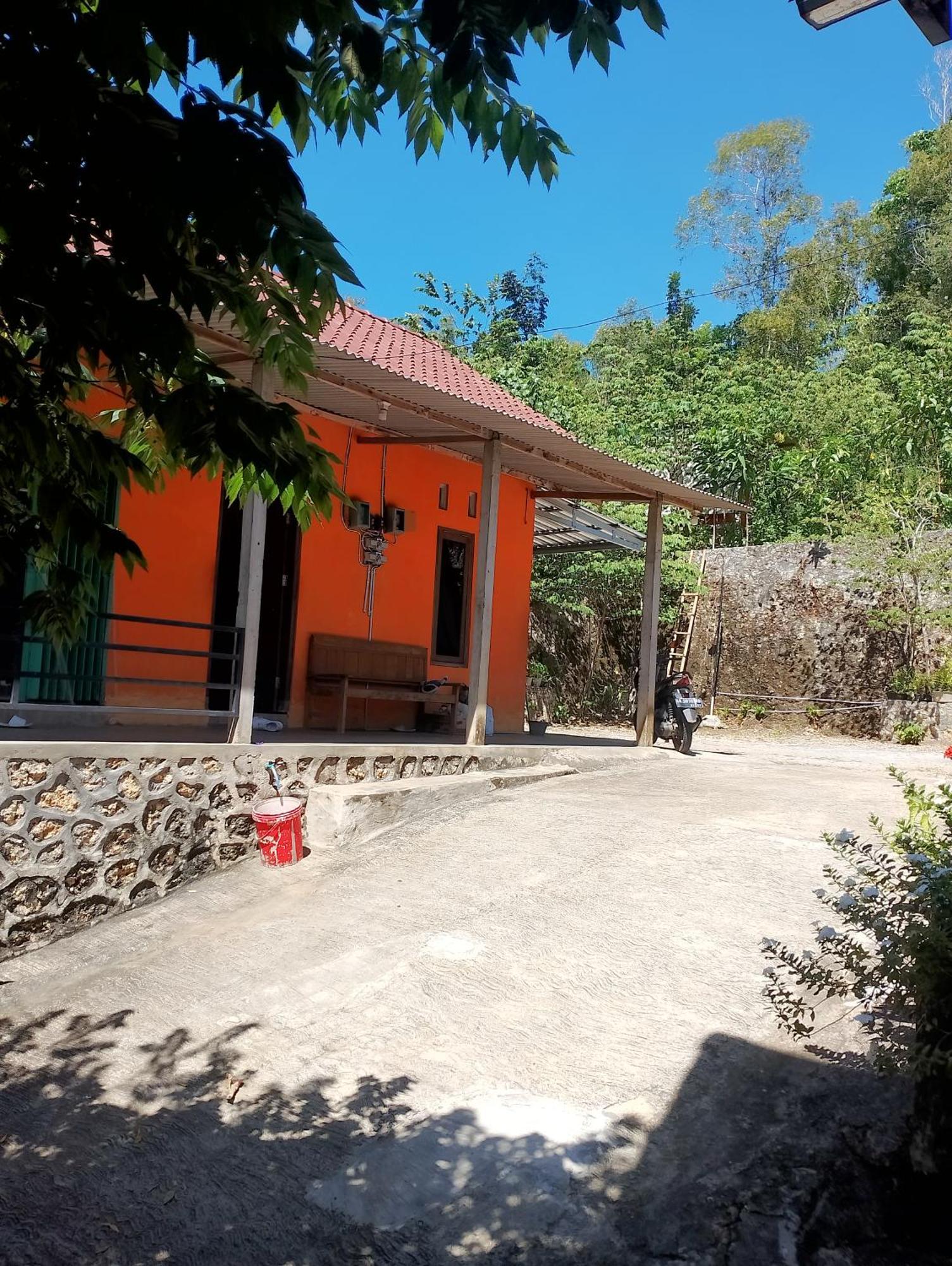 Mekar Lestari Hotel Tepus Exterior foto